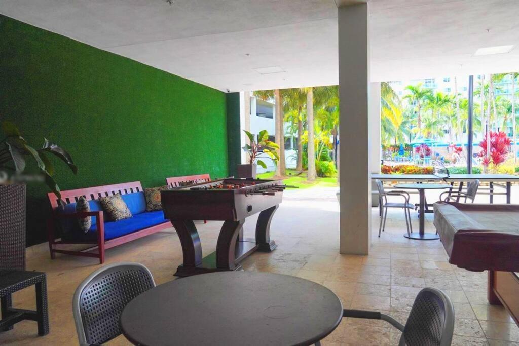 Apartmán Breathtaking Ocean View! 15Th Floor Miami Beach Exteriér fotografie